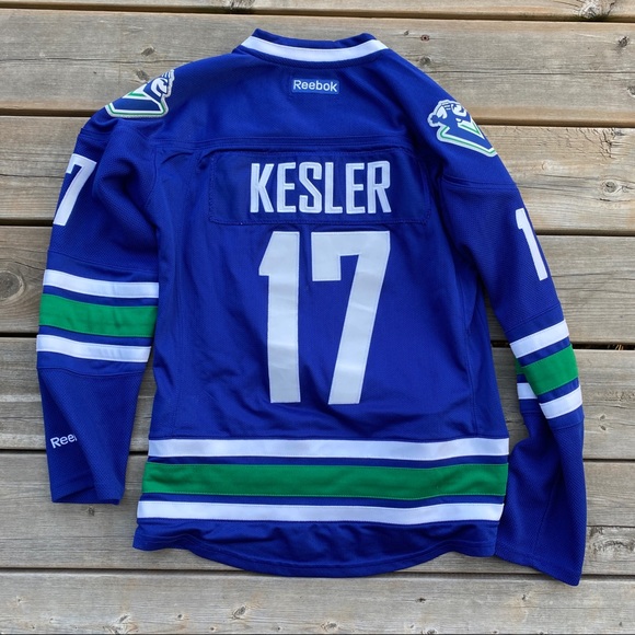 Reebok Vancouver Canucks Women’s Jersey - Picture 7 of 8